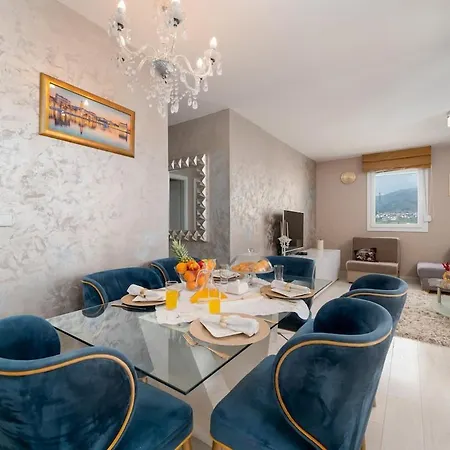 The Velvet Skyline *