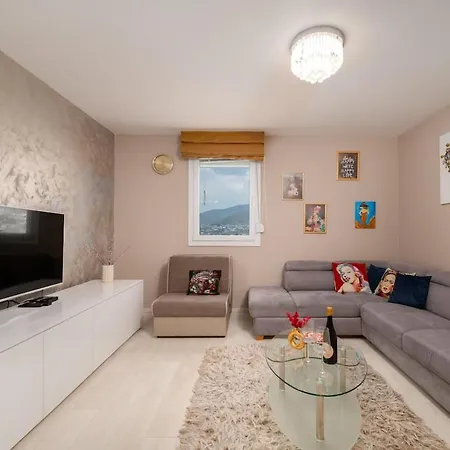 The Velvet Skyline Апартаменты *